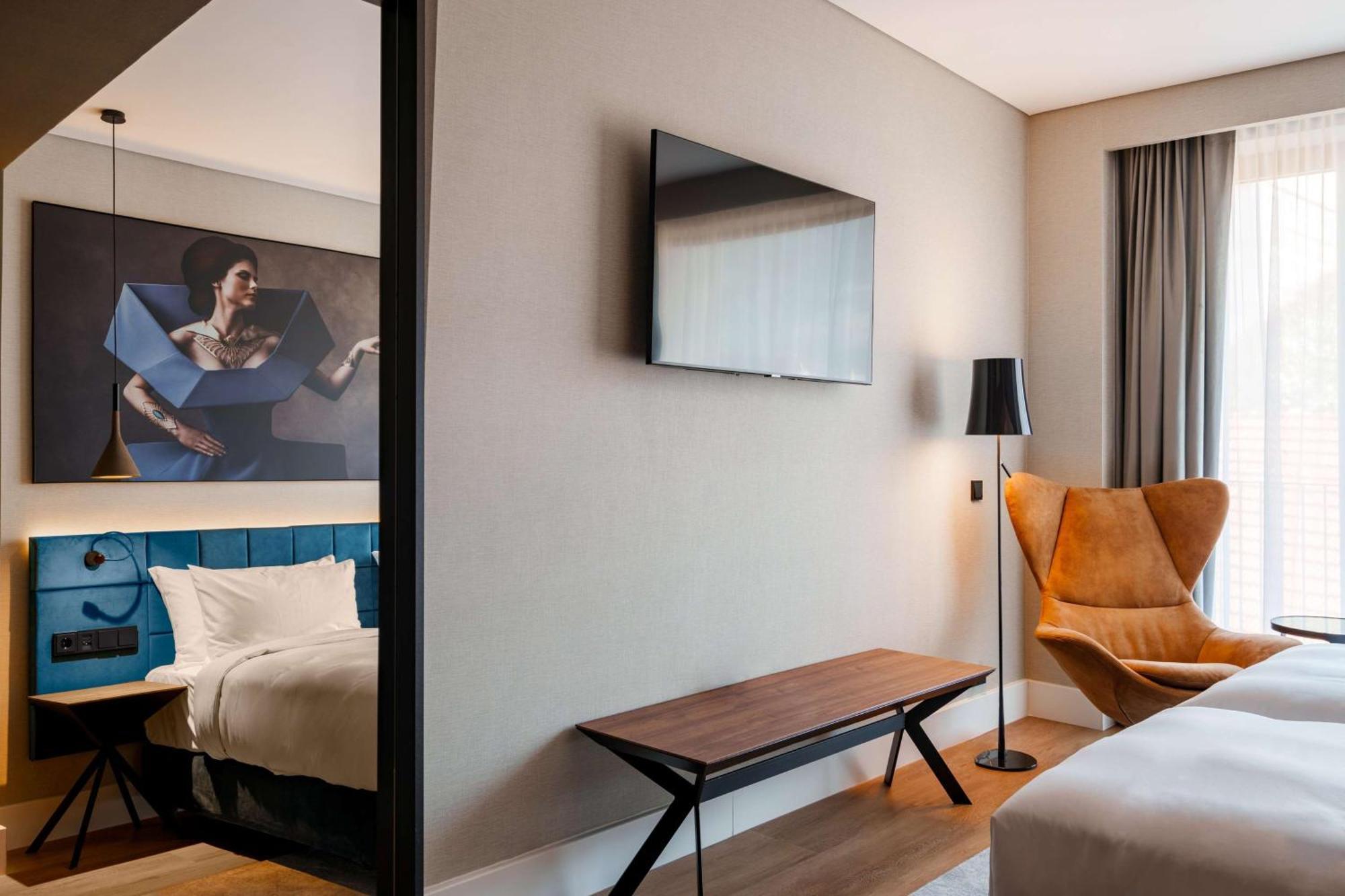 Radisson Blu Aurum Hotel, Brașov Exterior foto A room at the hotel